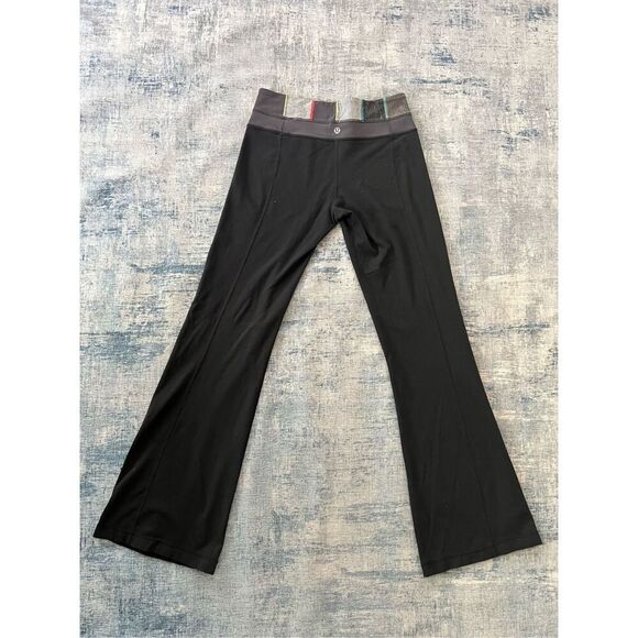 Lululemon Black / Quilting Flare Leg Groove Pants Size 6 - Picture 2 of 7